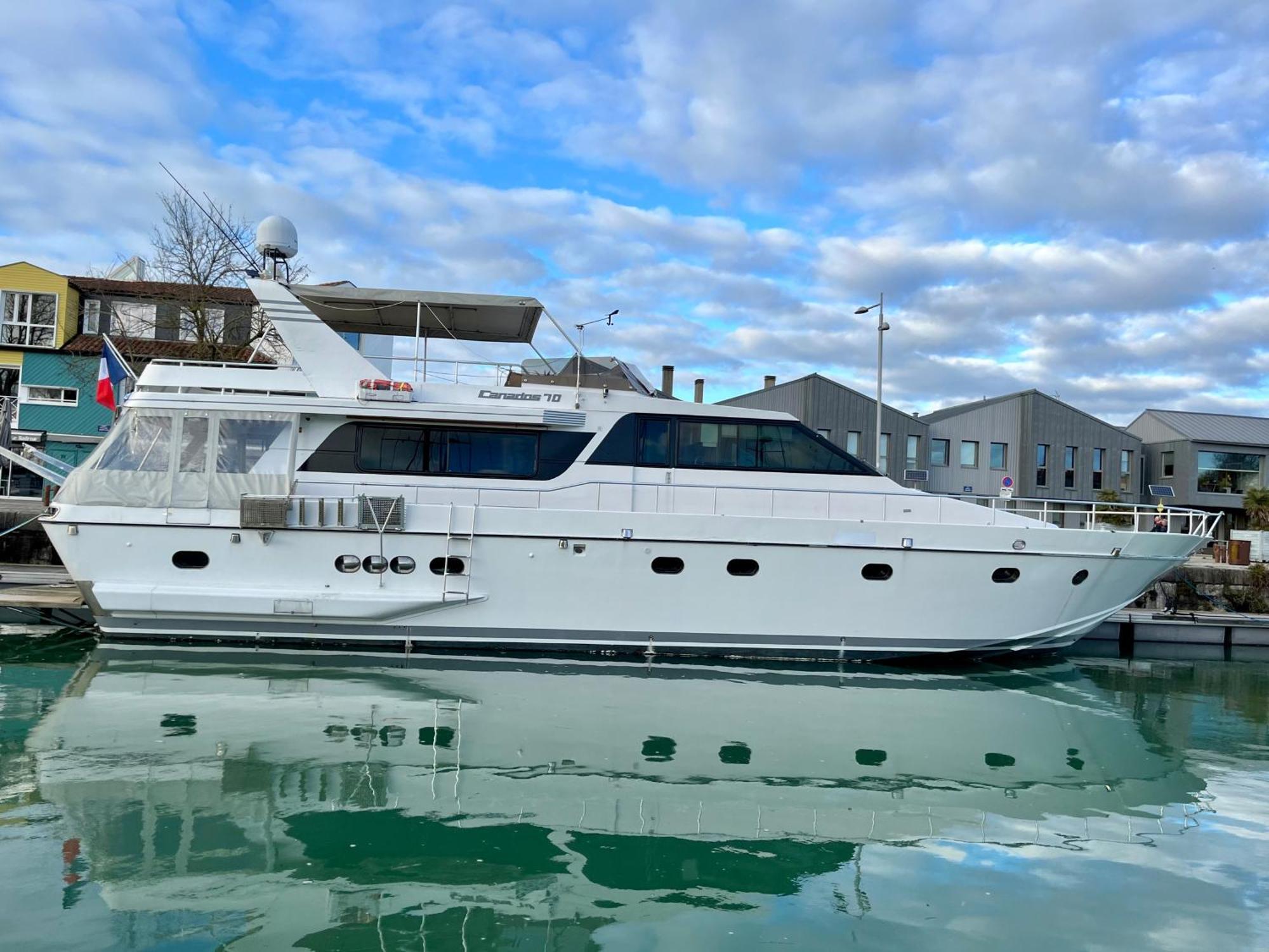 Yacht Aquamarina Vieux Port La Rochelle Hotel La Rochelle  Bagian luar foto