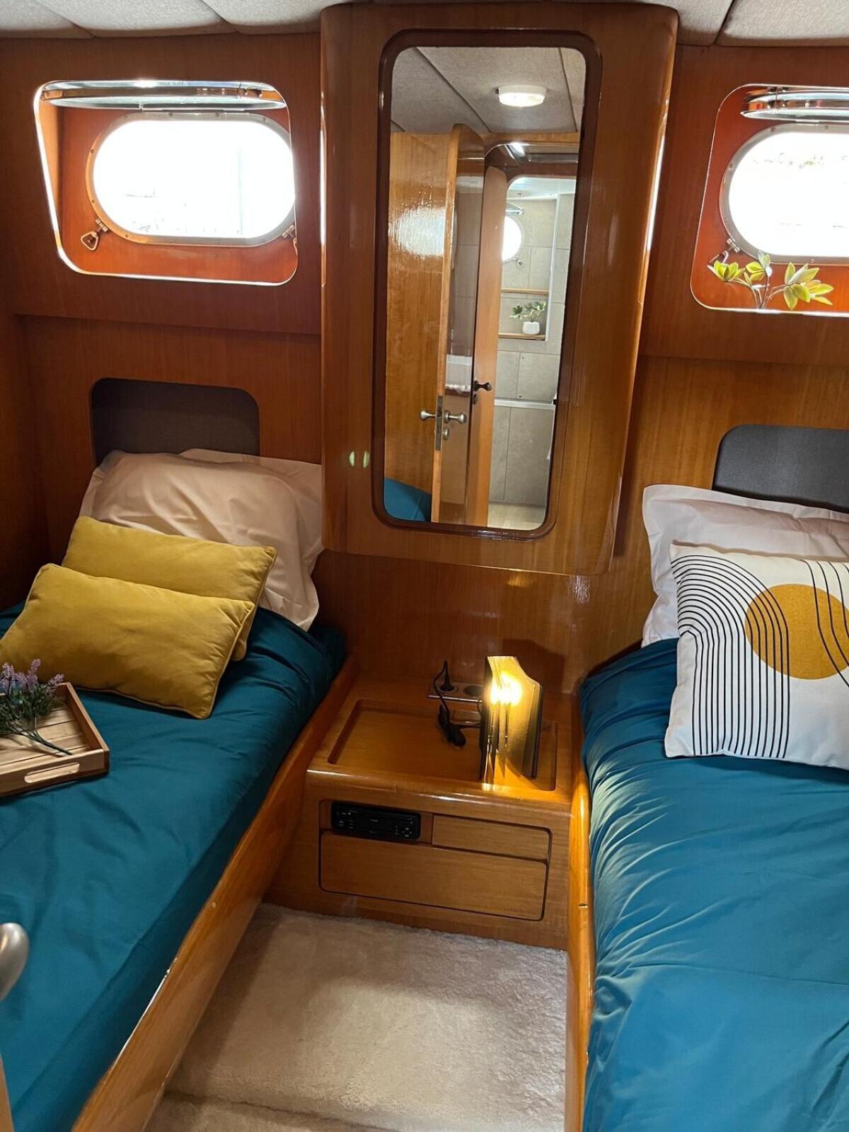 Yacht Aquamarina Vieux Port La Rochelle Hotel La Rochelle  Bagian luar foto